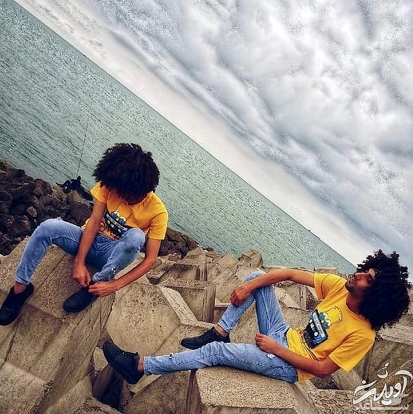 مصطفی و مرتضی بلال حبشی لب ساحل